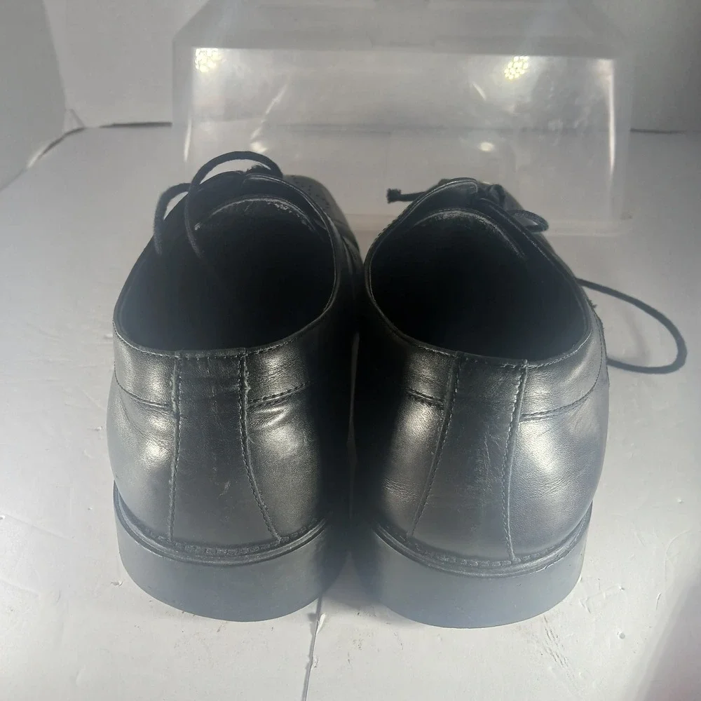 Johnston & Murphy Derby Shoes 11.5M Black Leather Medallion Square Toe 20-1061